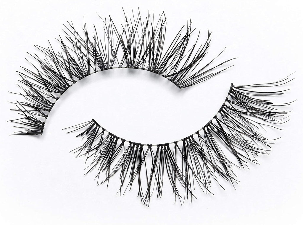 Fluttery Light No. 117 False Lashes (Packaging May Vary)